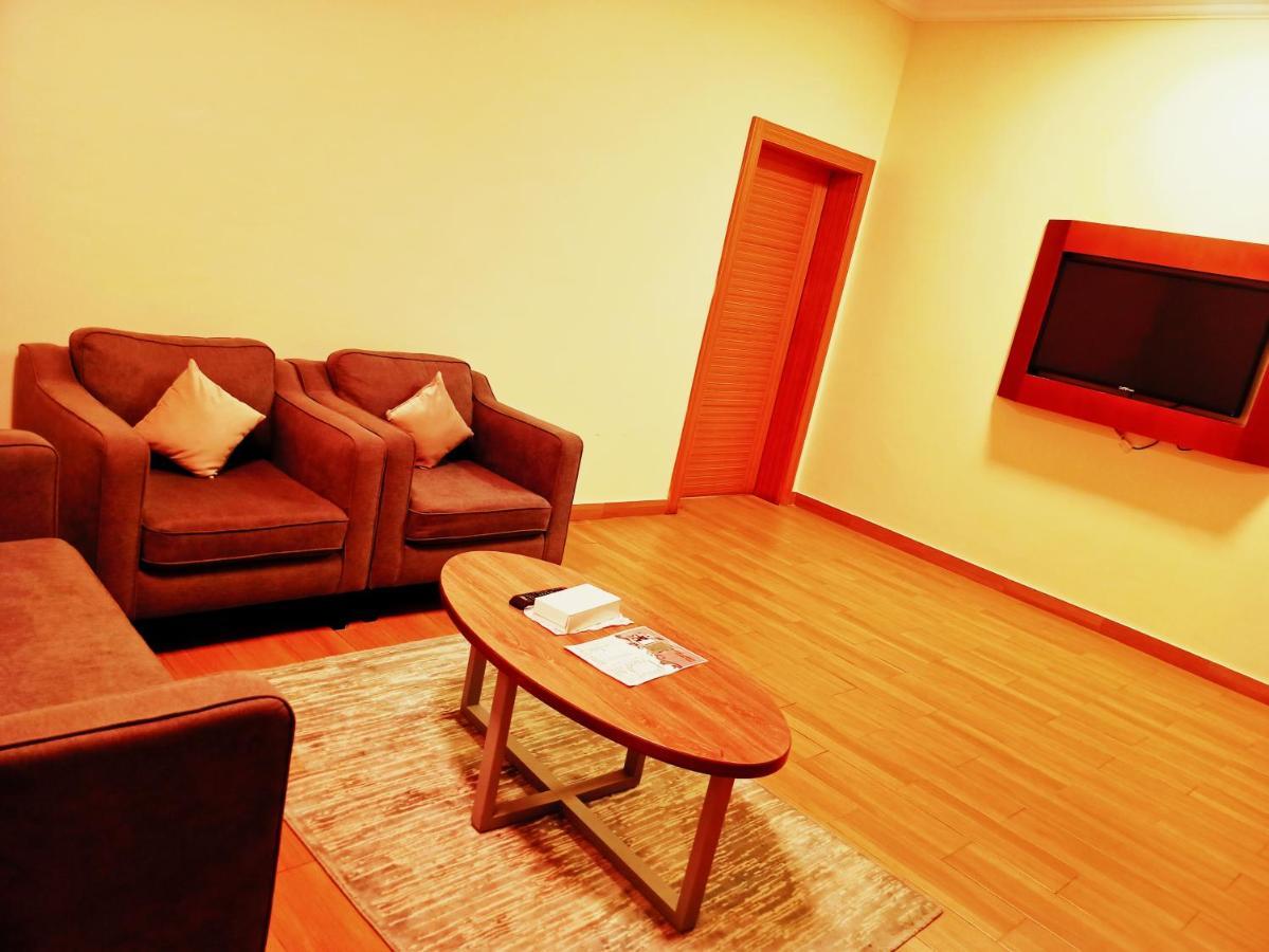 Taraf Yanbu 2 Aparthotel Exterior photo