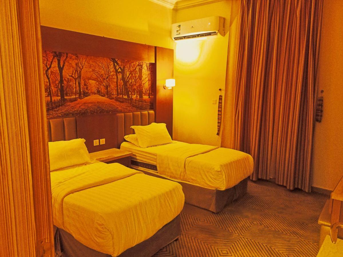 Taraf Yanbu 2 Aparthotel Exterior photo